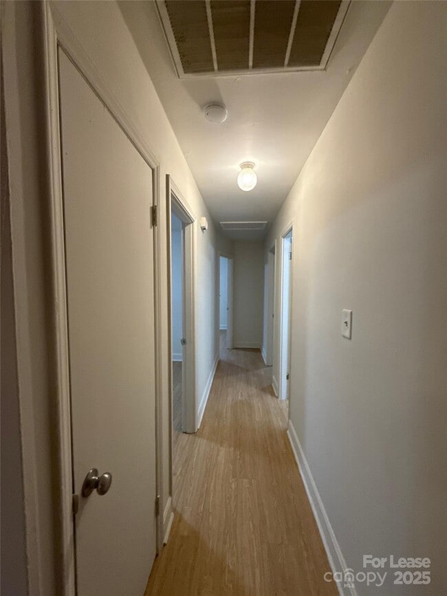 Building Photo - 4409 Brooktree Dr