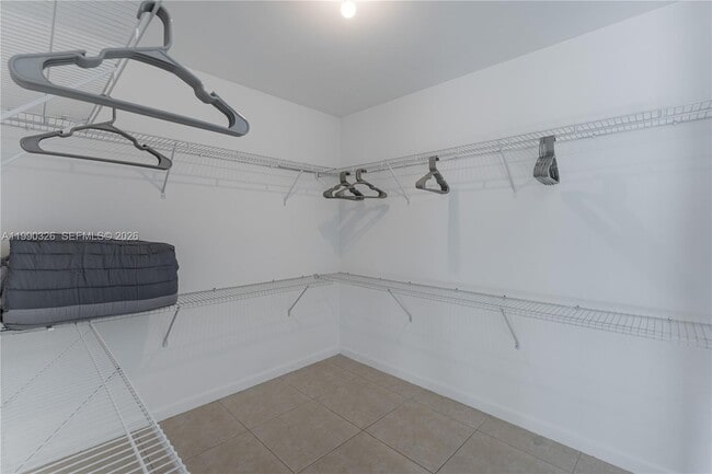 Building Photo - 3250 NE 1st Ave