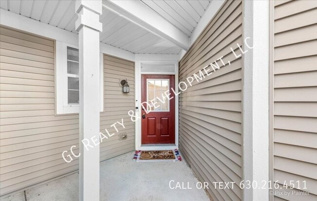 Building Photo - 2864 Rutland Cir