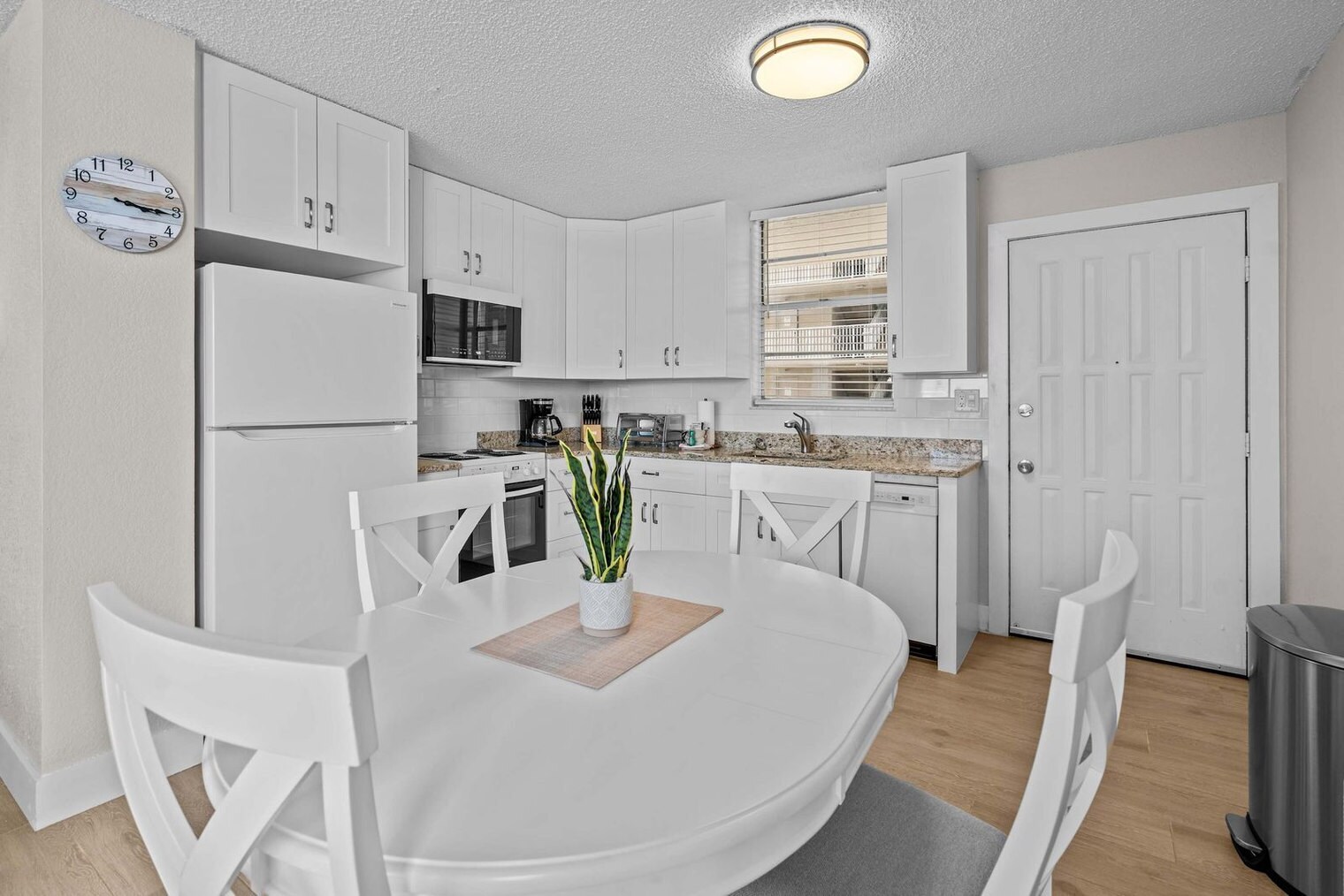 Building Photo - 5800 Bonita Beach Rd SW