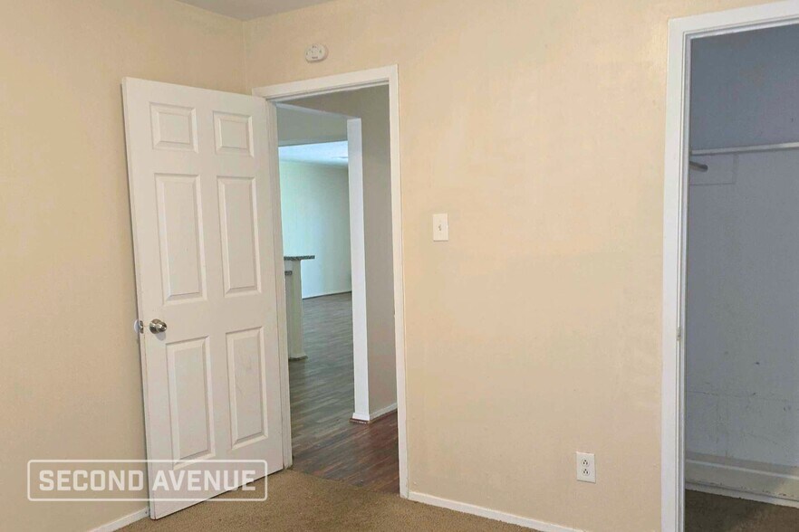 Building Photo - 11727 N Marcia Cir