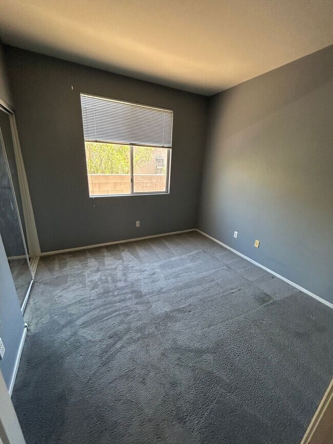 Building Photo - Beautiful Summerlin Home