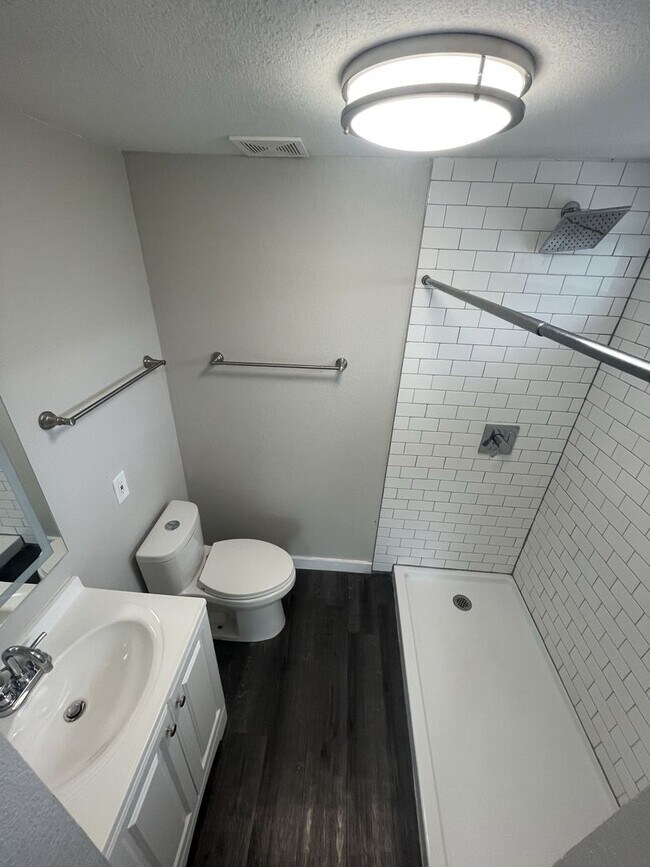 Building Photo - Charming South Georgetown Gem with Timeless Appeal