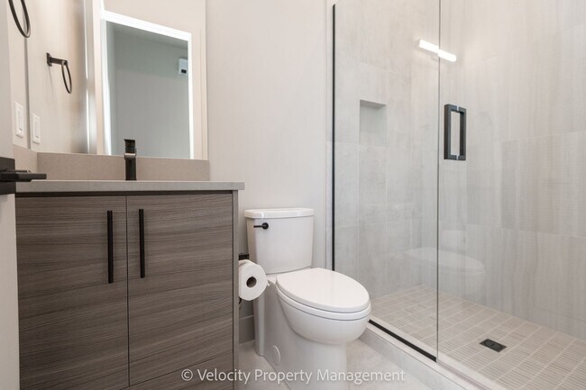 Building Photo - Brand New Westside Townhome!