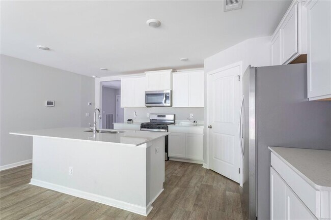 Building Photo - 7621 Shaddix St