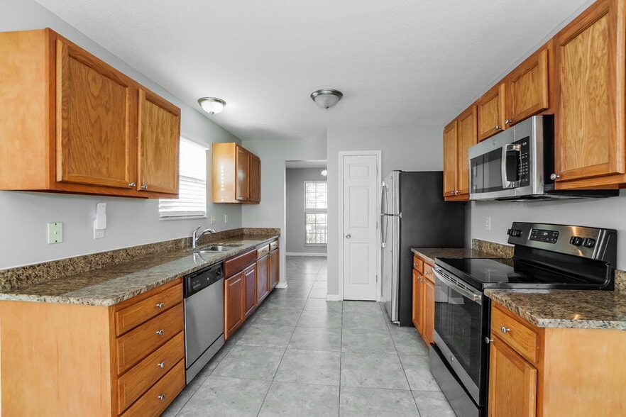 Building Photo - 3106 Amberfield Dr