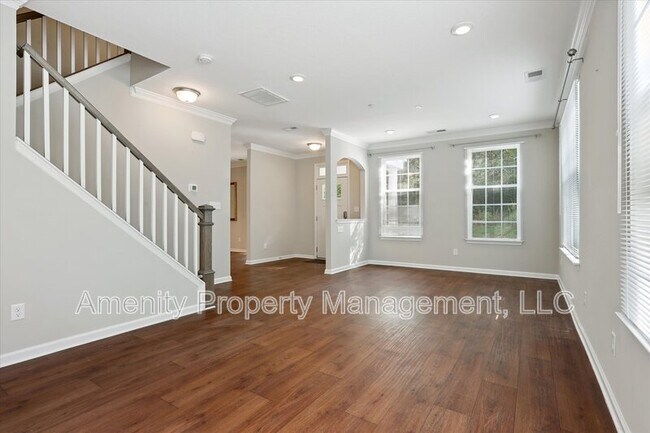 Building Photo - 1208 Kings Land Court