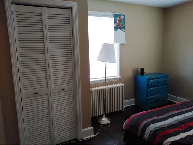 Bedroom - 5 Pomeroy Pl