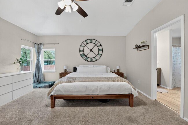 Building Photo - 14906 Foy Dr