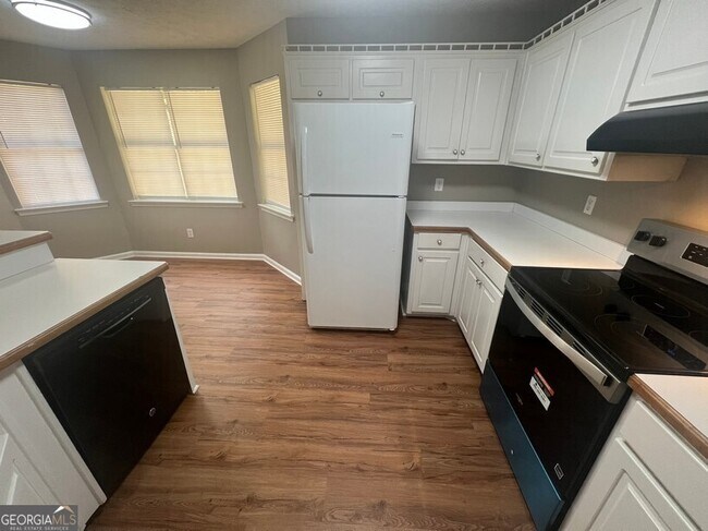 Building Photo - 115 Falcon Ridge Dr