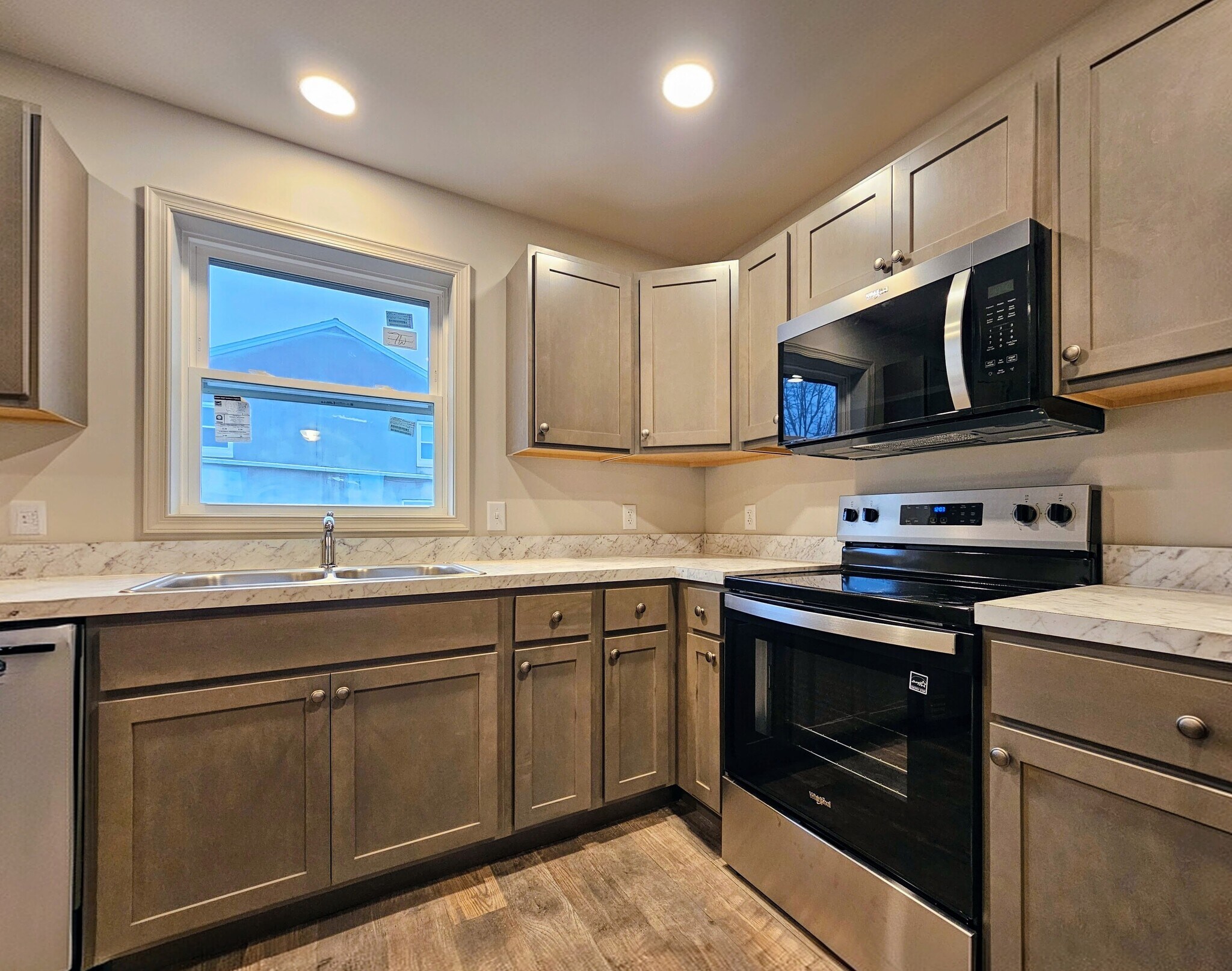 Building Photo - 2626 Creek Hill Rd