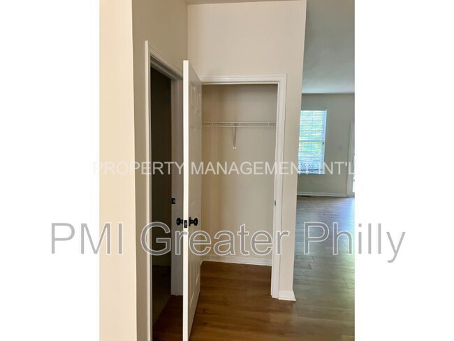 Building Photo - 2716 Keebler Ct