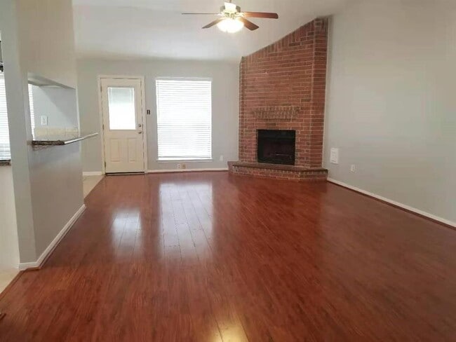 Building Photo - 3111 Lazy Brook Dr