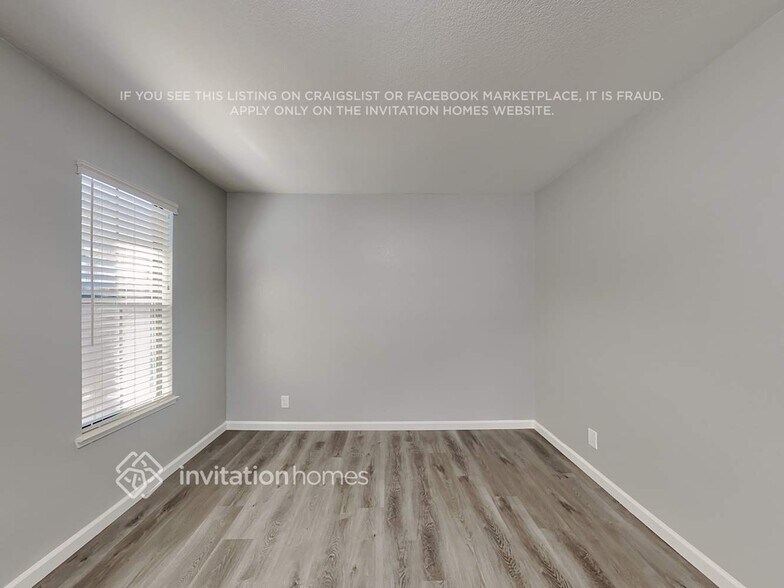 Building Photo - 7205 Sutherland Way