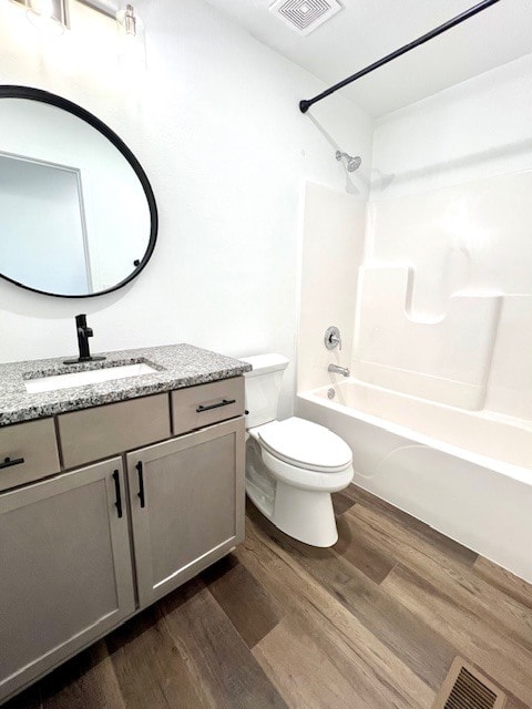 Hall Bath - 800 Hoffman Hills Blvd