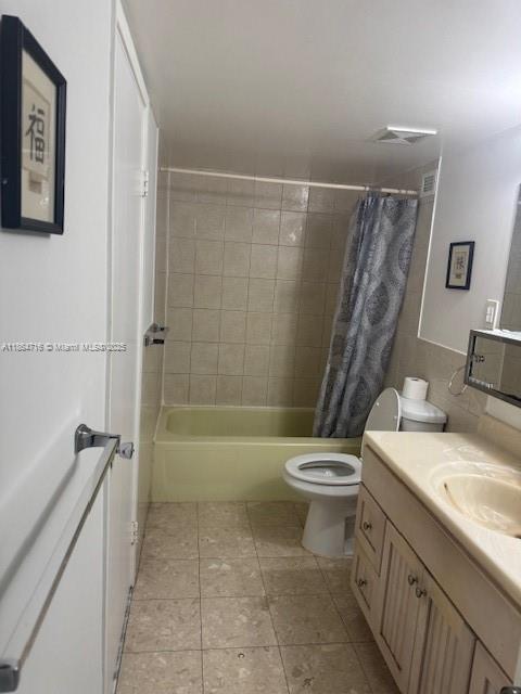 Building Photo - 1301 NE Miami Gardens Dr
