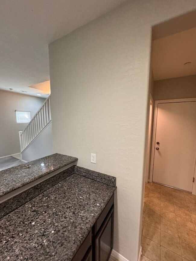 Building Photo - 3 Bedroom Home in a Gated Community! North...