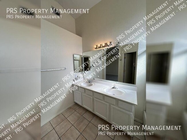 Building Photo - 51 N Del Pueblo Pl