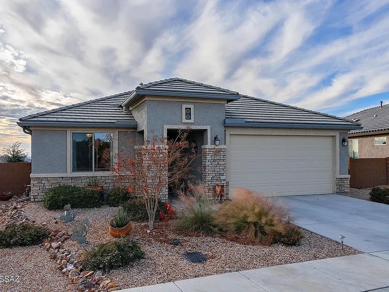 Building Photo - 4951 W Bellini Way