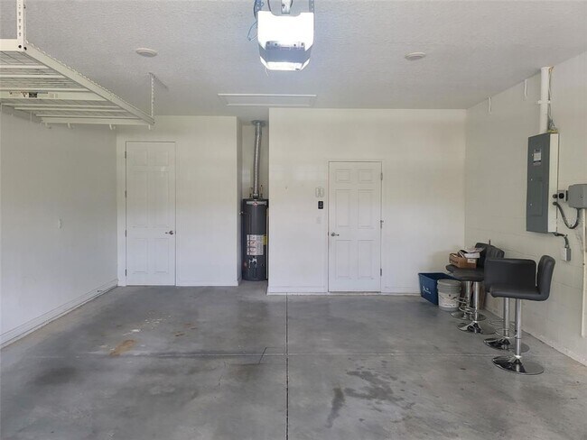 Building Photo - 8245 SW 78th Terrace Rd