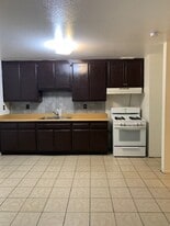 Building Photo - 220 N Hagar St