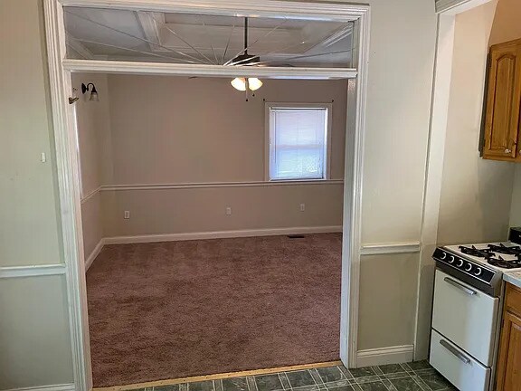 Primary Photo - 515 S Upper St