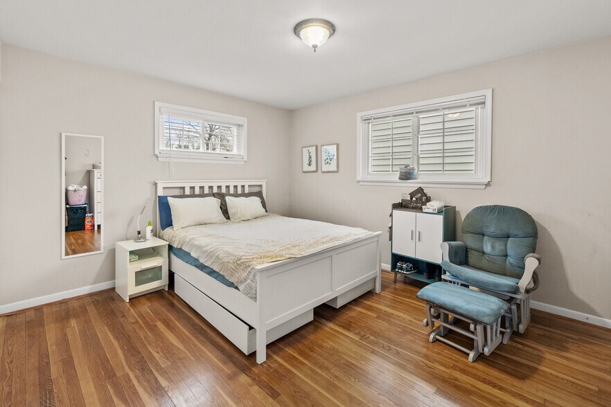 Building Photo - 212 Rollins Ave