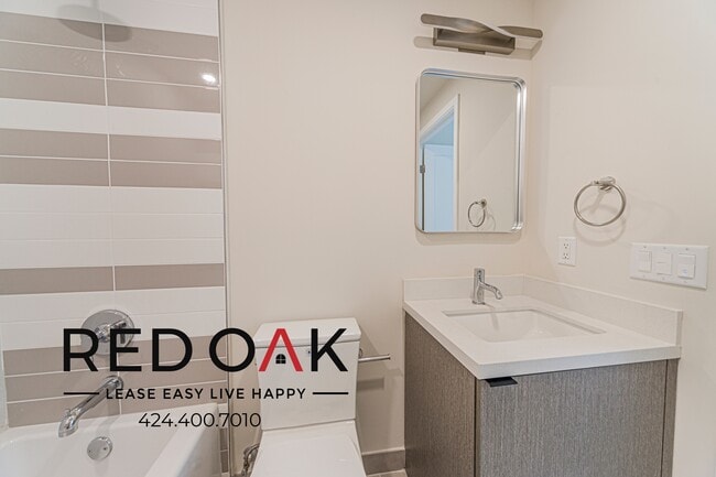 Building Photo - 5320 Cartwright Ave