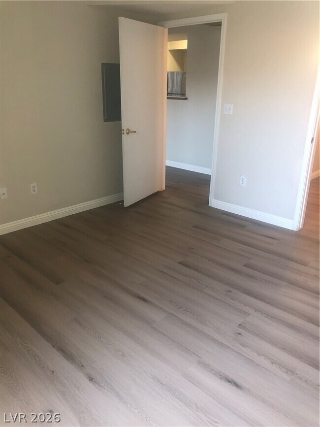 Building Photo - 45 Maleena Mesa St