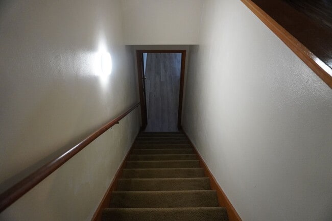 Building Photo - 5716 Alki Rd