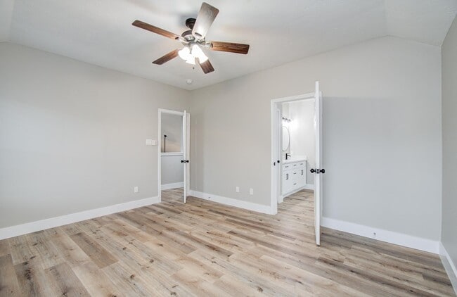 Building Photo - 5238 Timber Quail Dr