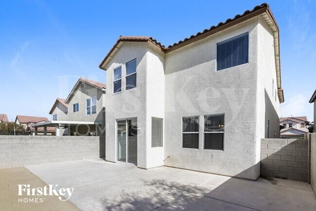 Building Photo - 6671 Wind Whisper St