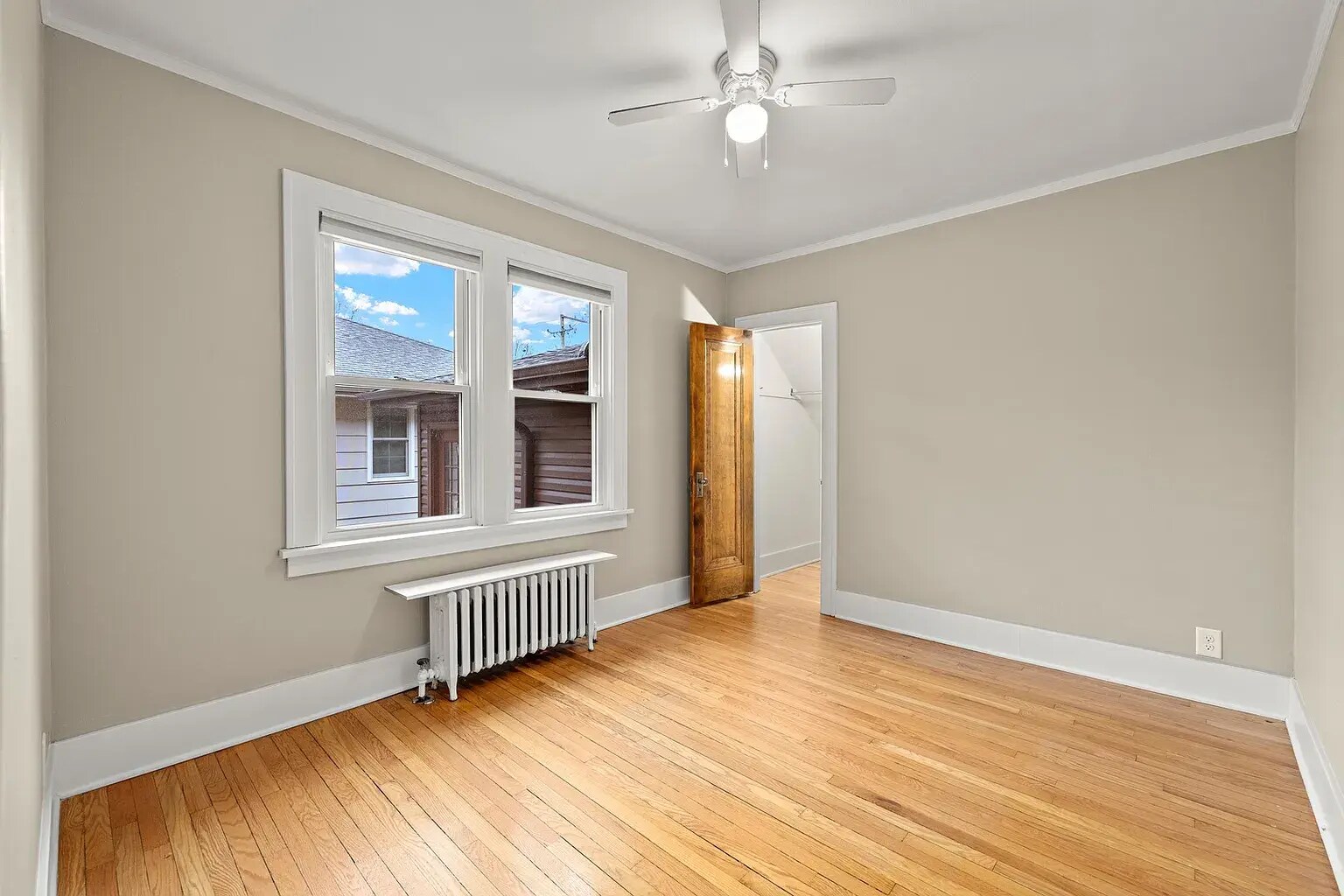 Bedroom - 82 S Williams St