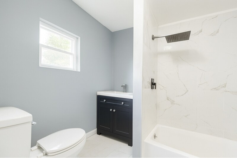 Building Photo - 20 Morgan Ln