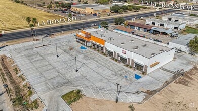 Building Photo - 180 N La Homa Rd