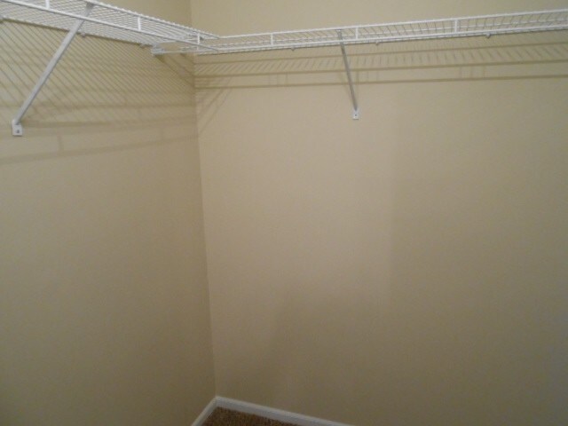 Building Photo - 6693 Jennyann Way