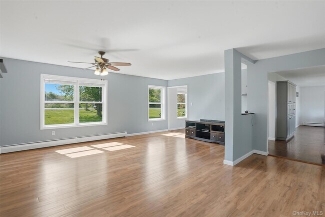 Building Photo - 34 Rombout Rd