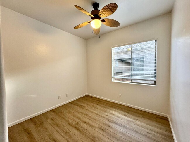 Building Photo - 13743 N High Mountain View Pl