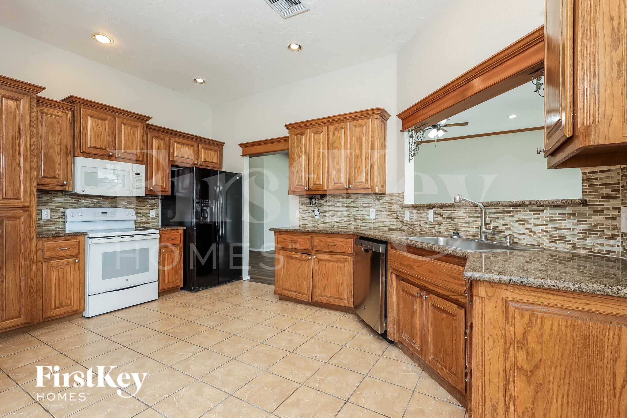 Building Photo - 116 SW 138th St