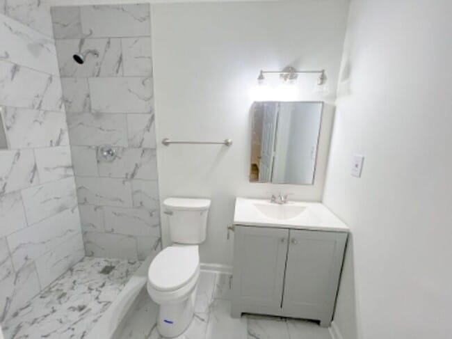 Building Photo - 7155 Pineneedle Dr SW