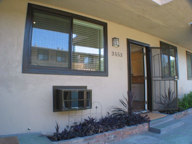 Primary Photo - 3553 N E St