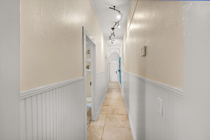 Building Photo - 3760 Frow Ave