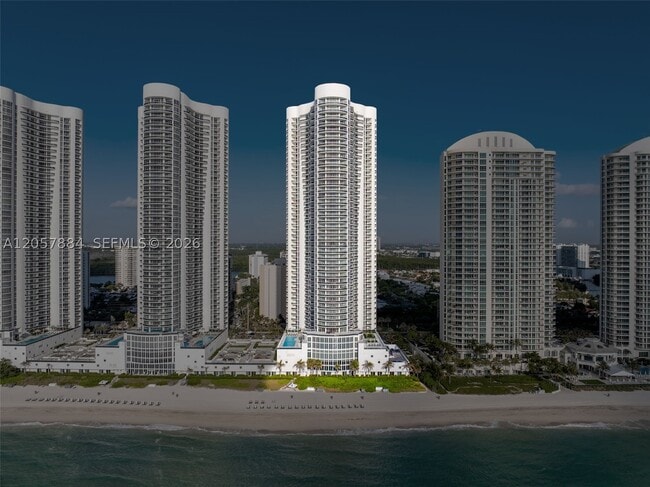 Building Photo - 16001 Collins Ave