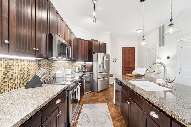 Building Photo - 17040 W Farm To Market 1097