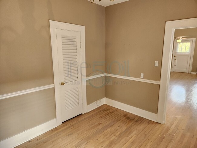 Building Photo - Forest Park School District!