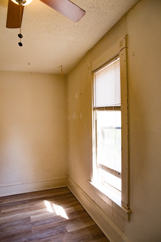 Building Photo - 1303 E Hennepin Ave