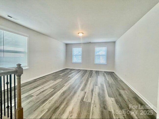 Building Photo - 15034 Cordelia Dr