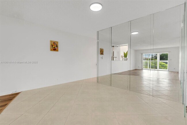 Building Photo - 2504 Antigua Terrace