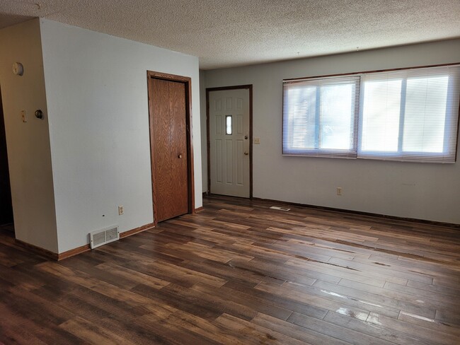 Building Photo - 240 Marvin Elwood Rd