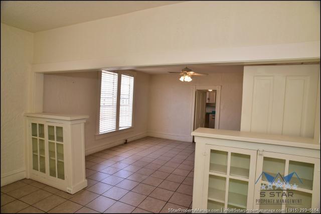 Building Photo - 3 bedroom in El Paso TX 79902